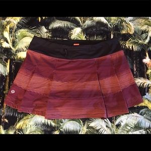 Lululemon skirt sz 8